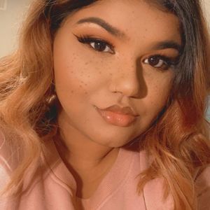 Meet your Posher, Fatima